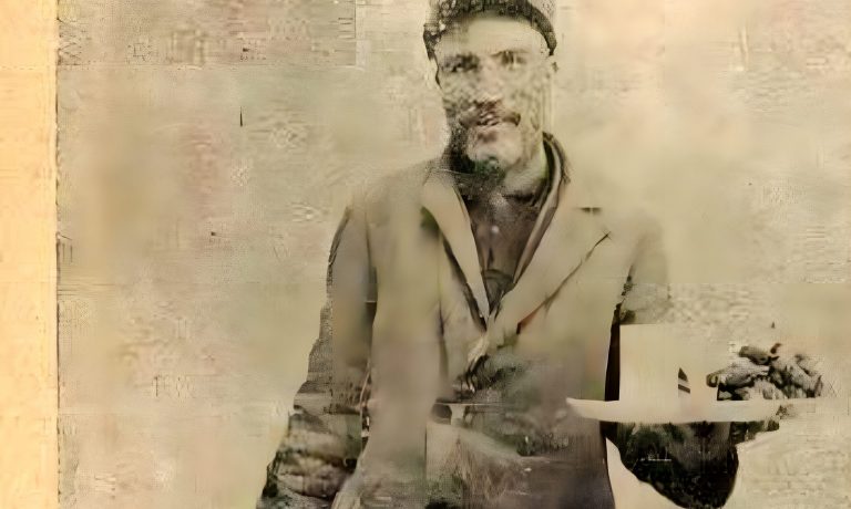 چهره و قبر اصغر قاتل